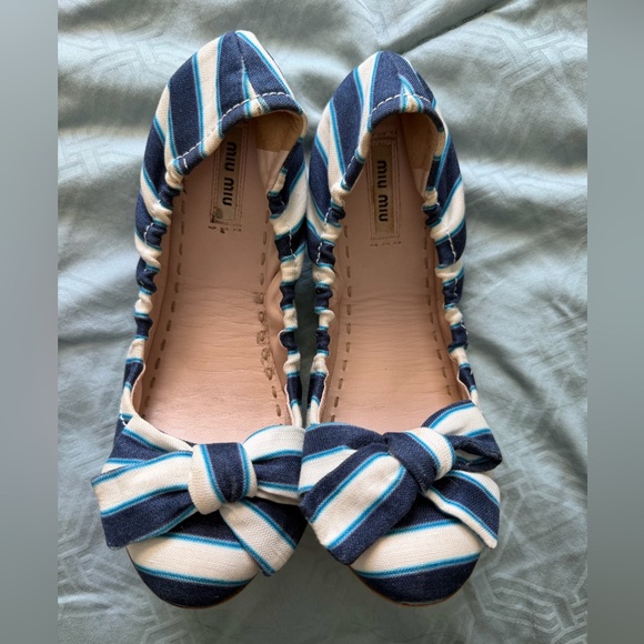 Miu Miu Blue and White Striped Flats with Bow - Picture 2 of 9